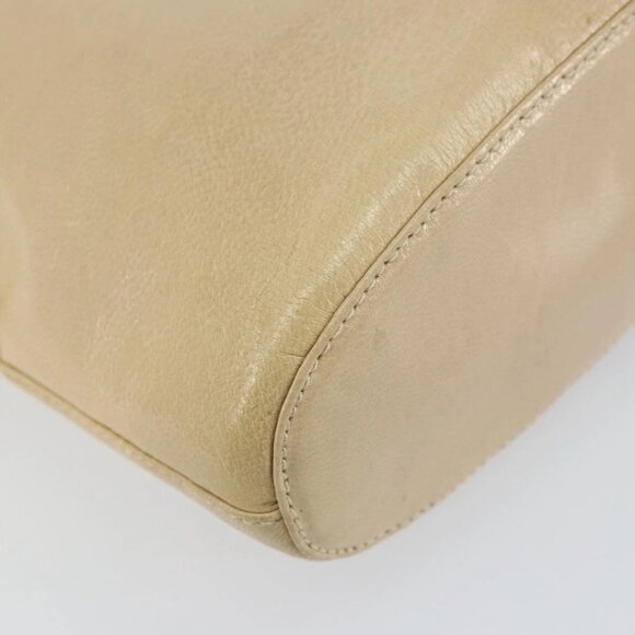 PRADA Chain Shoulder Bag Leather Beige Silver Auth 153137 - Picture 4 of 16